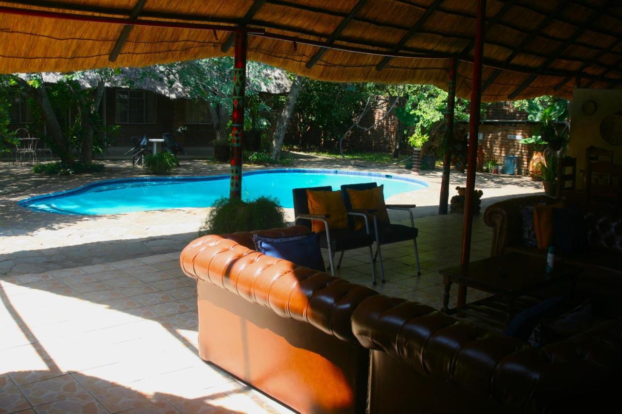 Mawuya Lodge Victoriawatervallen Buitenkant foto