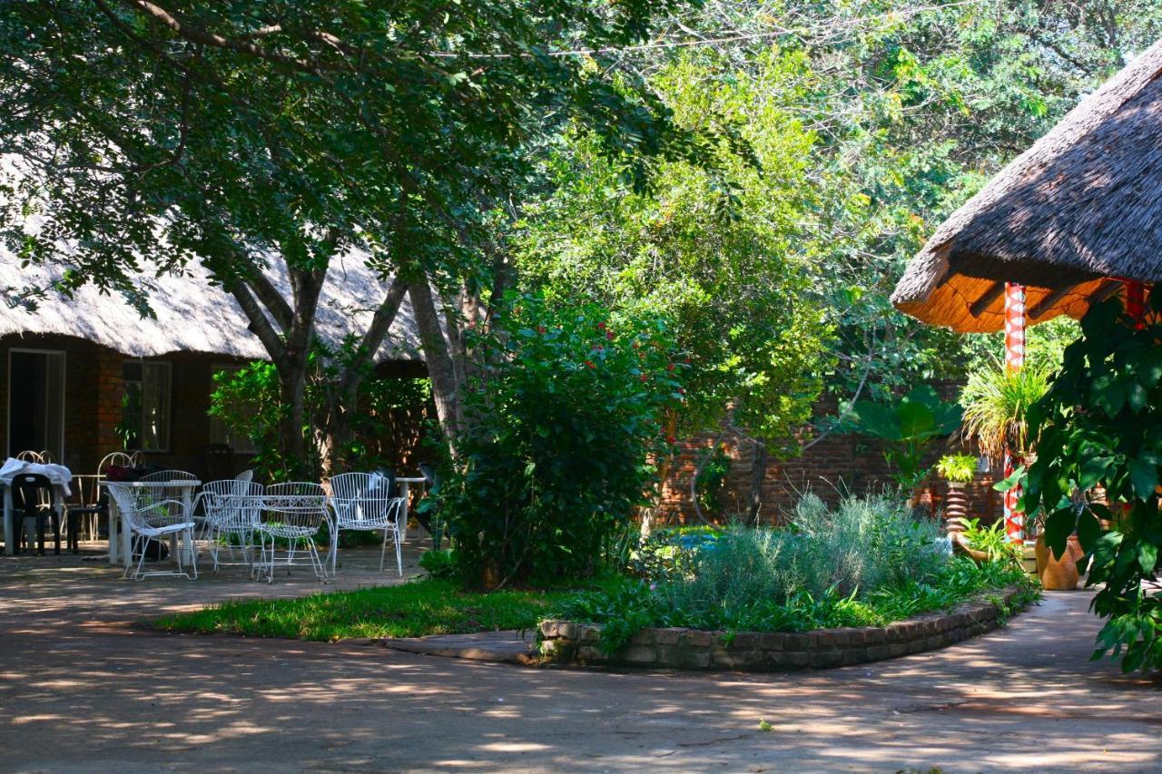 Mawuya Lodge Victoriawatervallen Buitenkant foto