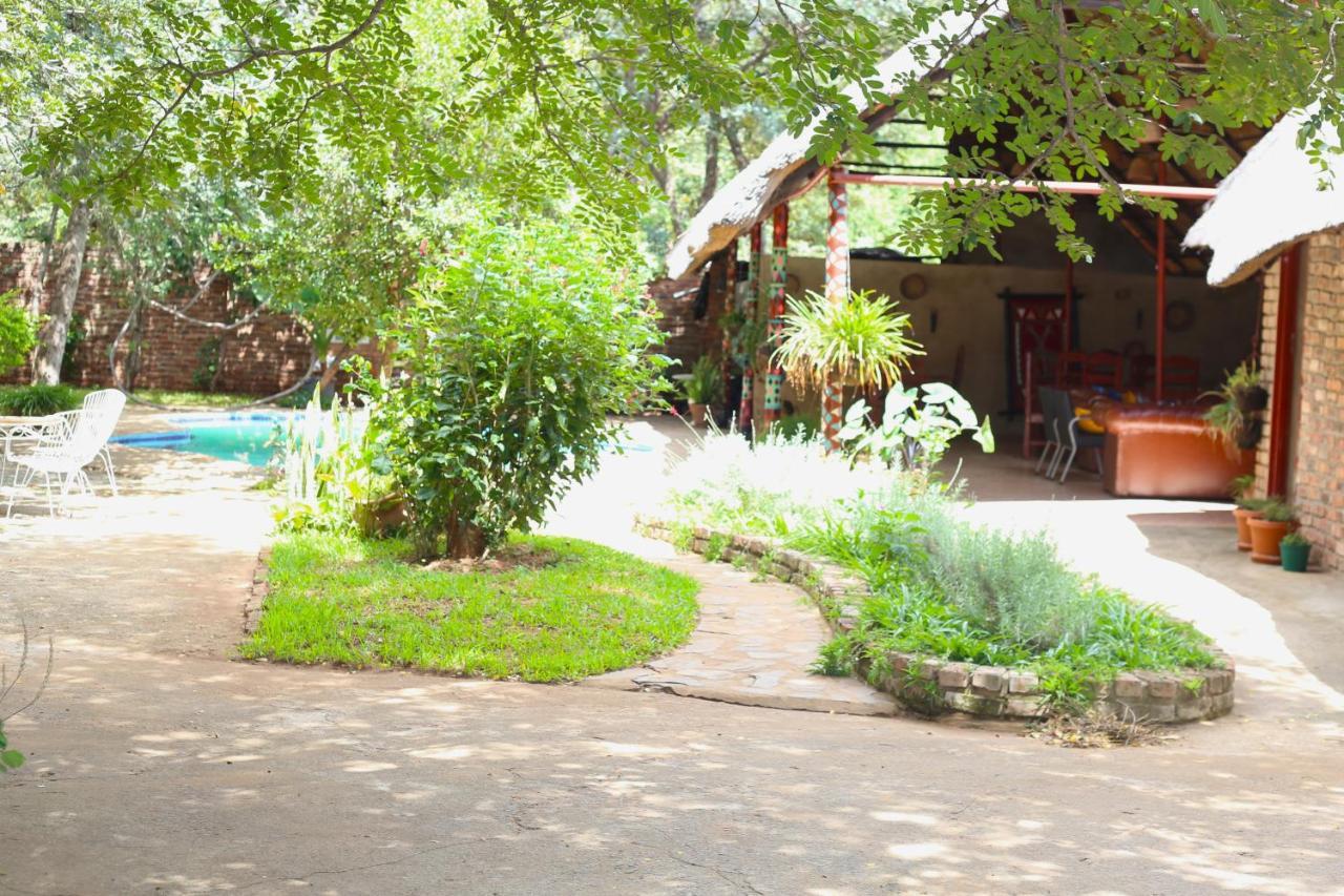 Mawuya Lodge Victoriawatervallen Buitenkant foto