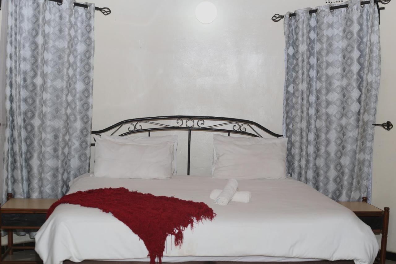 Mawuya Lodge Victoriawatervallen Buitenkant foto