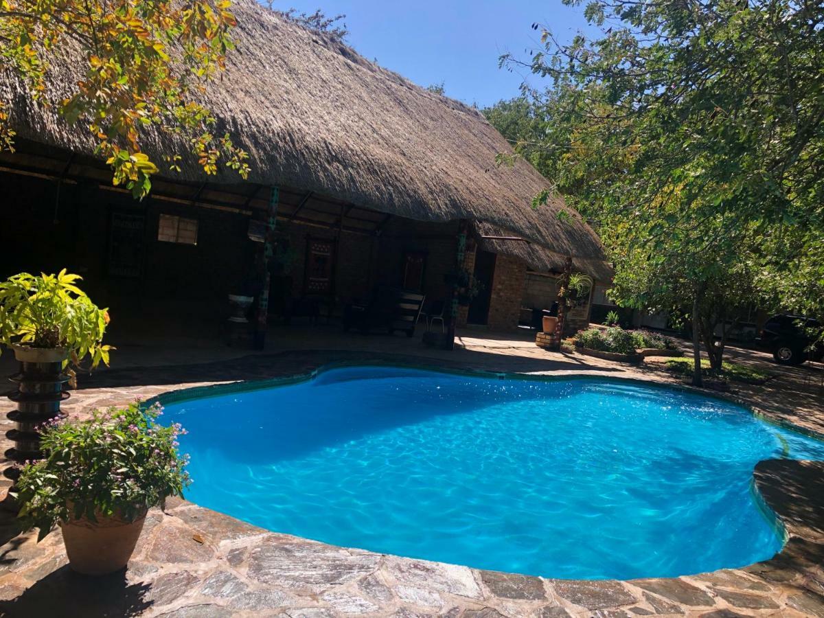 Mawuya Lodge Victoriawatervallen Buitenkant foto